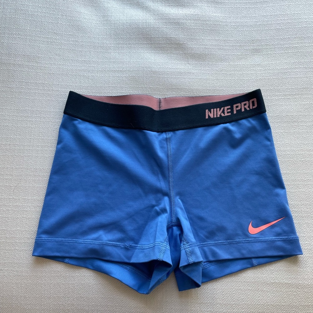 Nike pro spandex sports size small